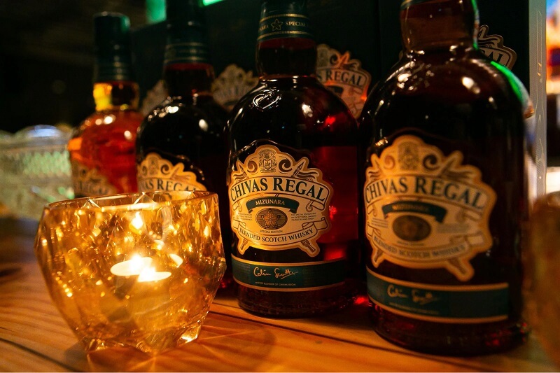 Ruou Chivas co han su dung khong 5