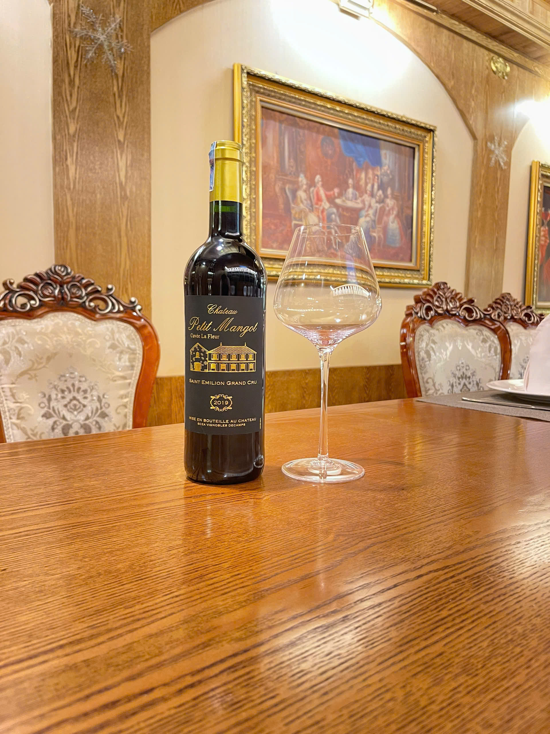 Rượu Vang Château Petit Mangot