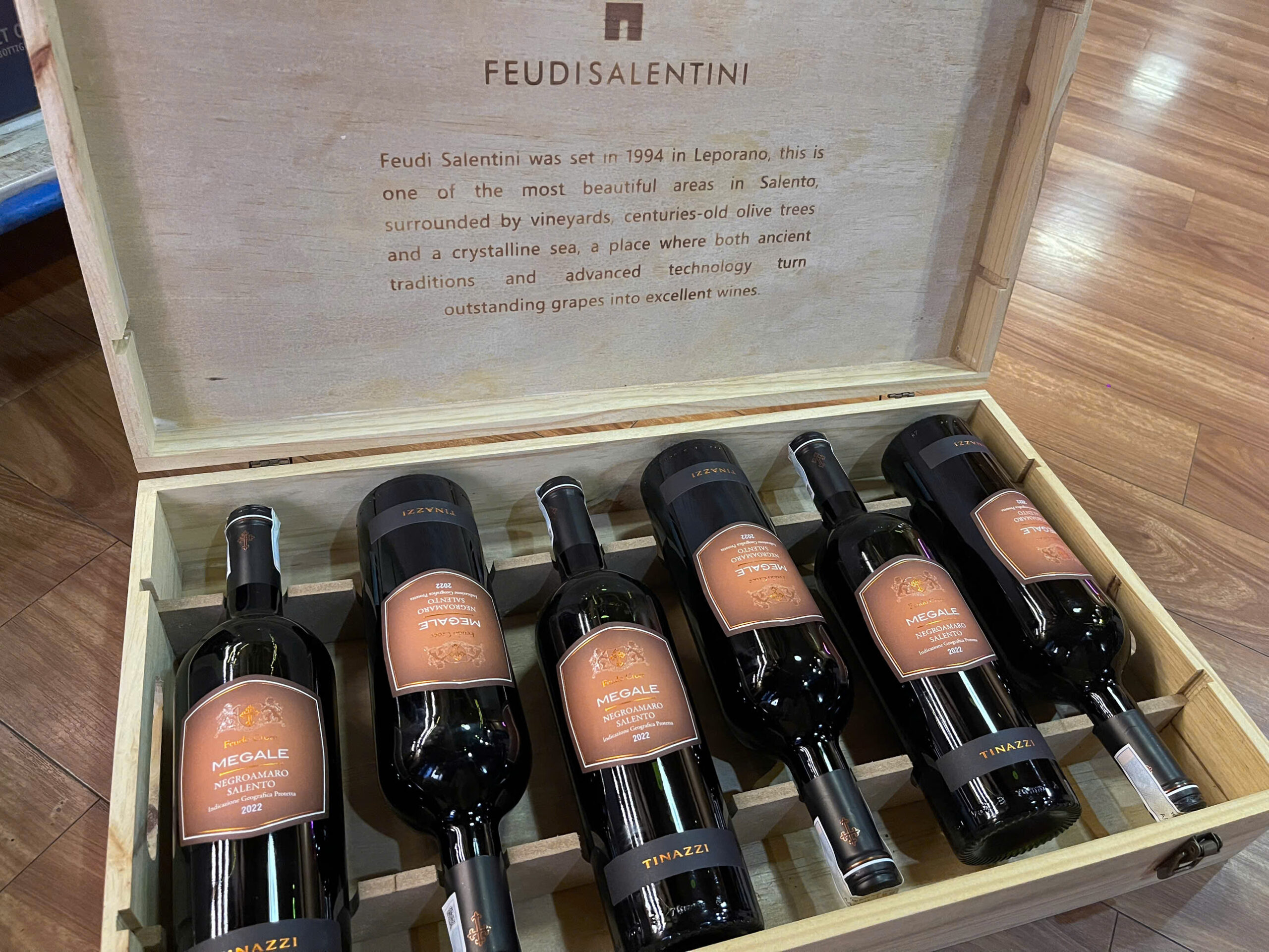 Rượu Vang Megale Negroamaro Feudo Croce