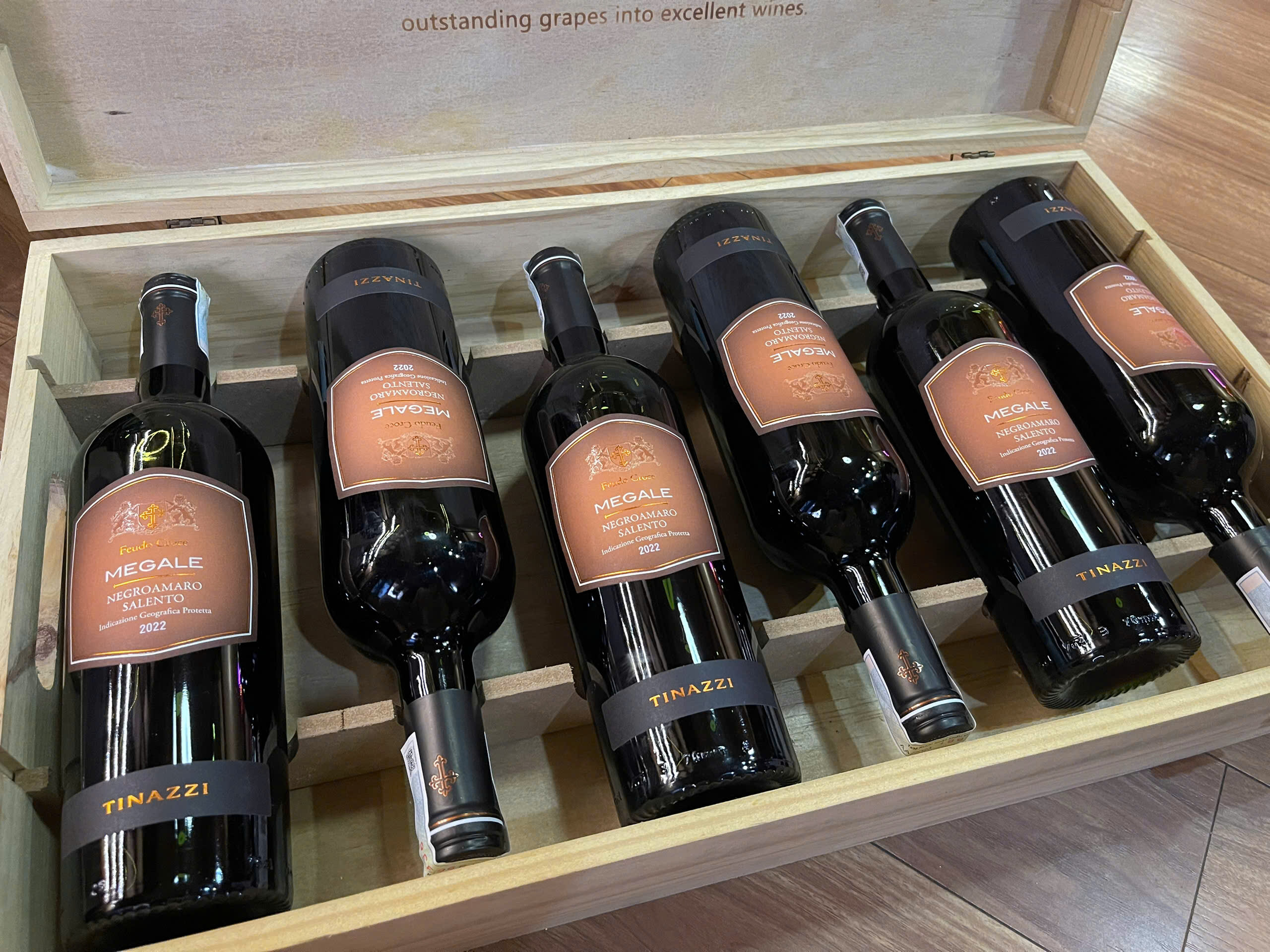 Rượu Vang Megale Negroamaro Feudo Croce