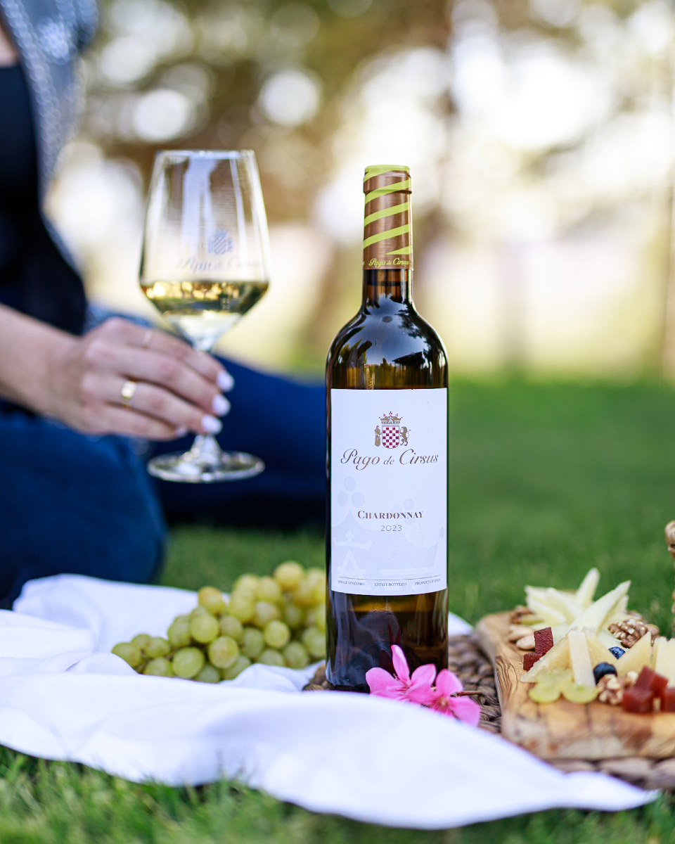 Rượu Vang Pago de Cirsus Chardonnay