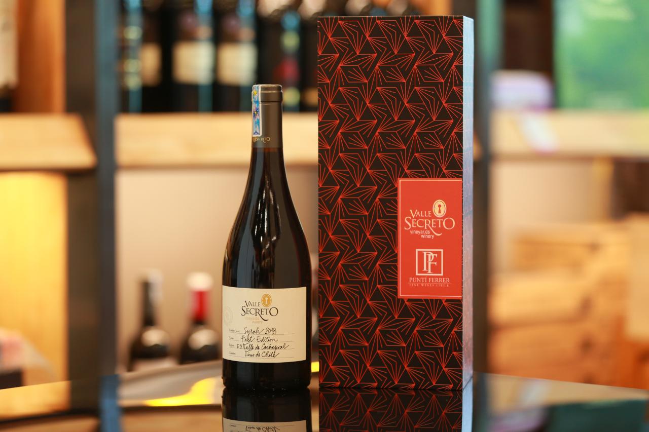 Rượu Vang Valle Secreto First Edition Syrah