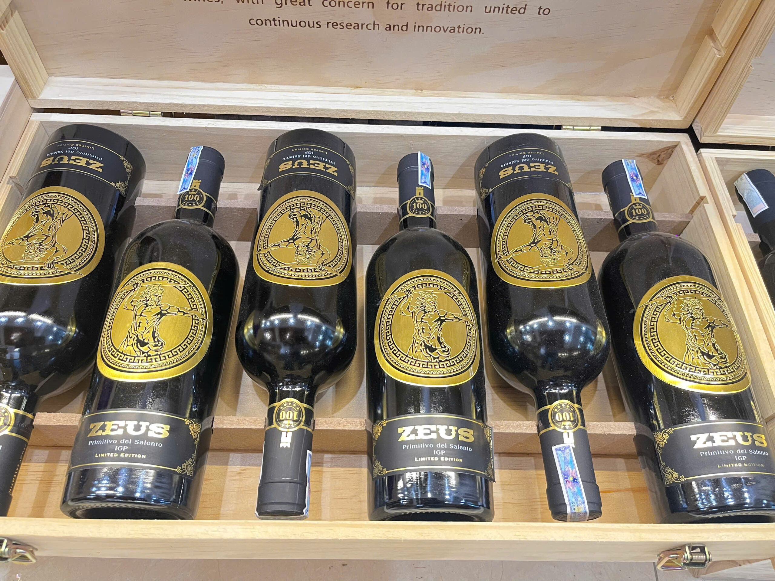 Rượu Vang Zeus Primitivo Del Salento