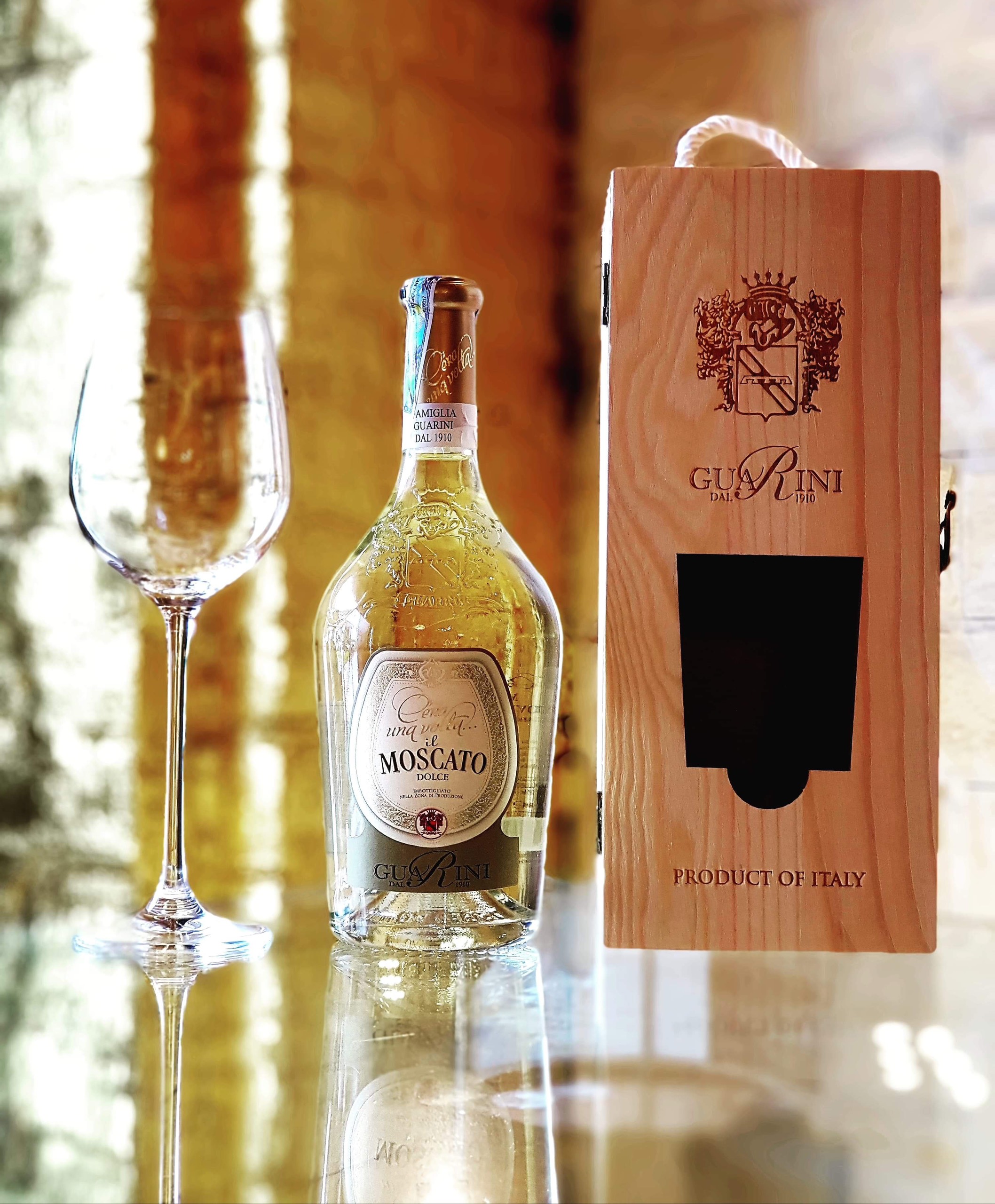 Rượu vang Moscato Dolce Guarini